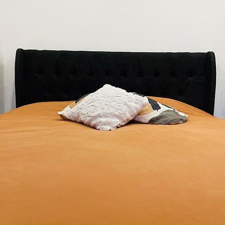 5 Min Airport Aeroport - Shuttle Navette - Parking Apartment Bonlier Exterior foto
