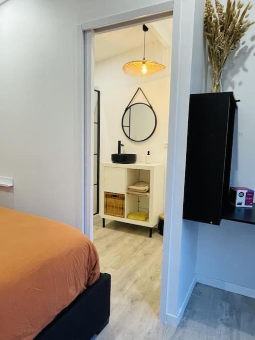 5 Min Airport Aeroport - Shuttle Navette - Parking Apartment Bonlier Exterior foto