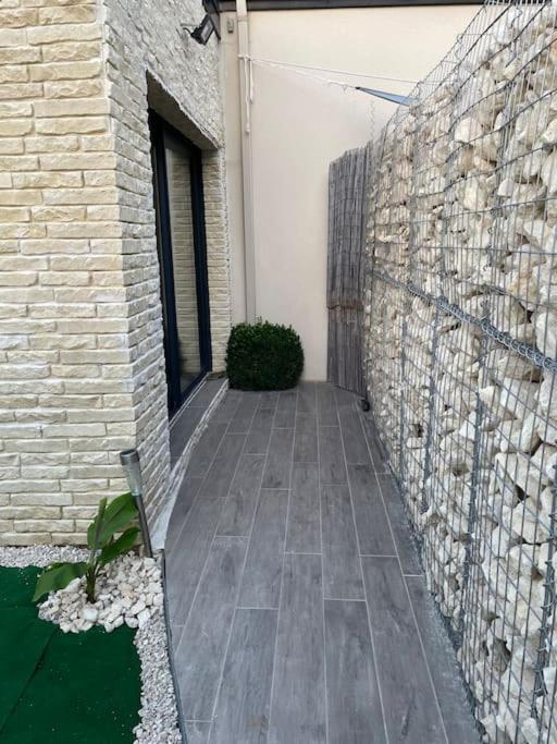 5 Min Airport Aeroport - Shuttle Navette - Parking Apartment Bonlier Exterior foto