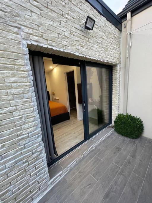 5 Min Airport Aeroport - Shuttle Navette - Parking Apartment Bonlier Exterior foto