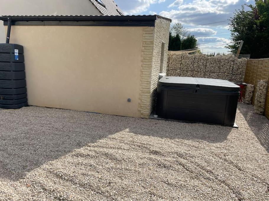 5 Min Airport Aeroport - Shuttle Navette - Parking Apartment Bonlier Exterior foto